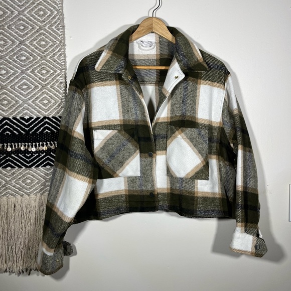 For The Republic Jackets & Blazers - For the republic green plaid cropped chore jacket